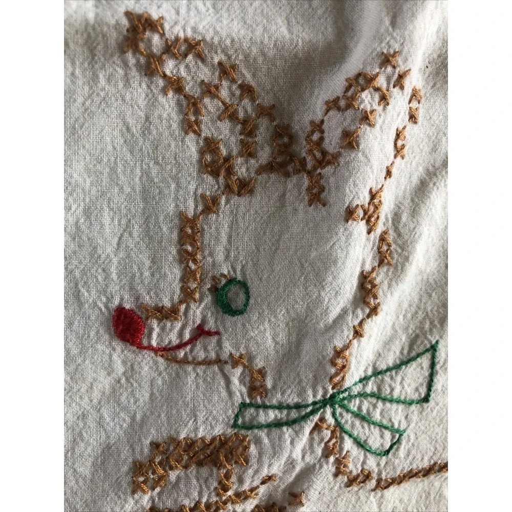 Vtg Embroidered Kids Pillow Case 22x17 Kangaroo With Baby Cottagecore